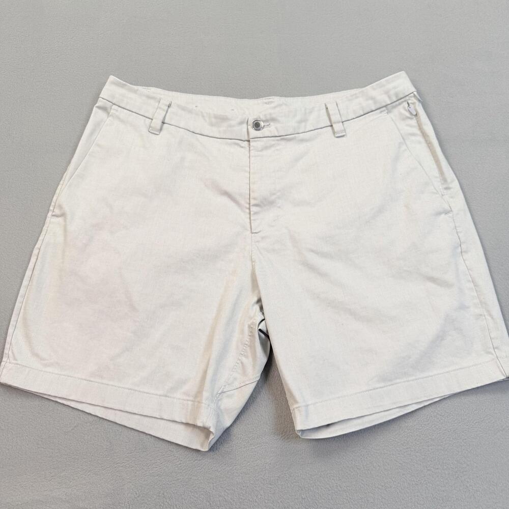 Lululemon Shorts Mens 36 Beige Commission Chino Performance Stretch Zip Pocket